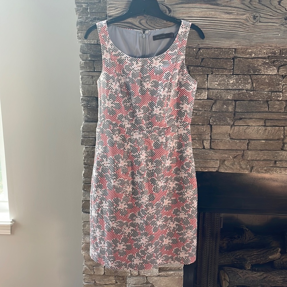 The Limited dress 4 pink red gray shiny